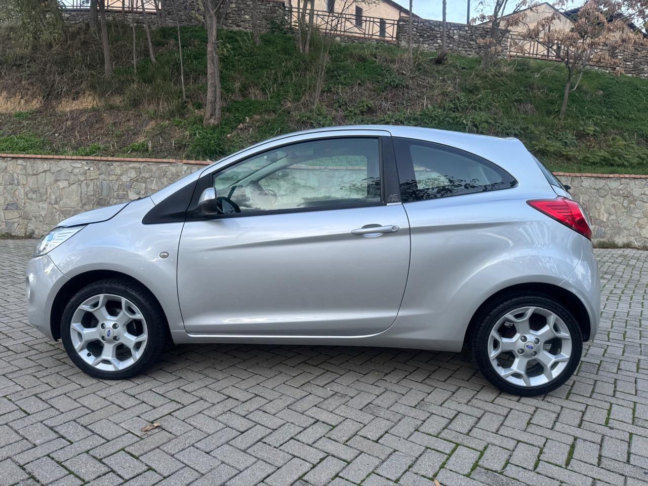 Ford Ka 1.3 TDCi 75Cv *TITANIUM* 2010