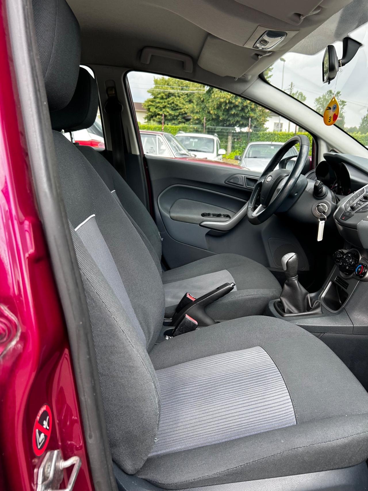 Ford Fiesta 1.4 TDCi 5p. Titanium