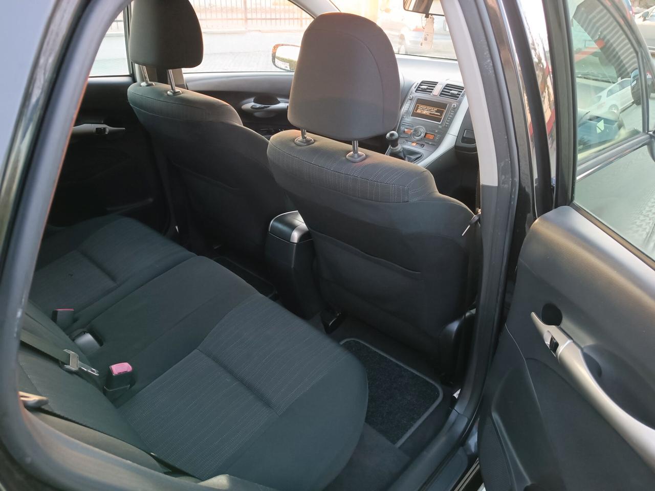 Toyota Auris 1.6 M-MT 5 porte Sol