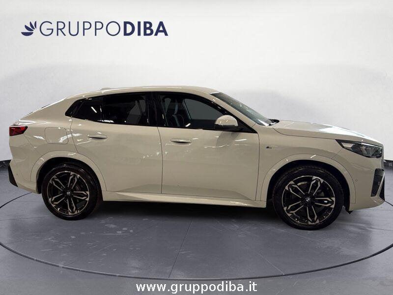 BMW X2 U10 sdrive 18d MSport auto
