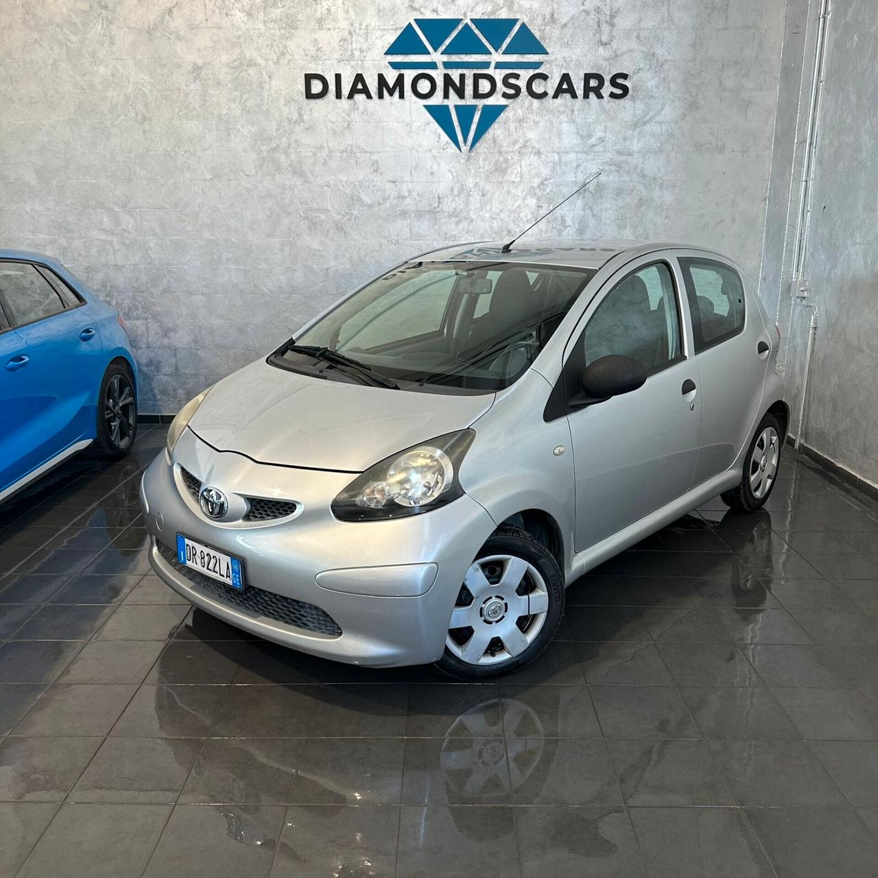 Toyota Aygo 1.0 12V VVT-i 5 porte Sol