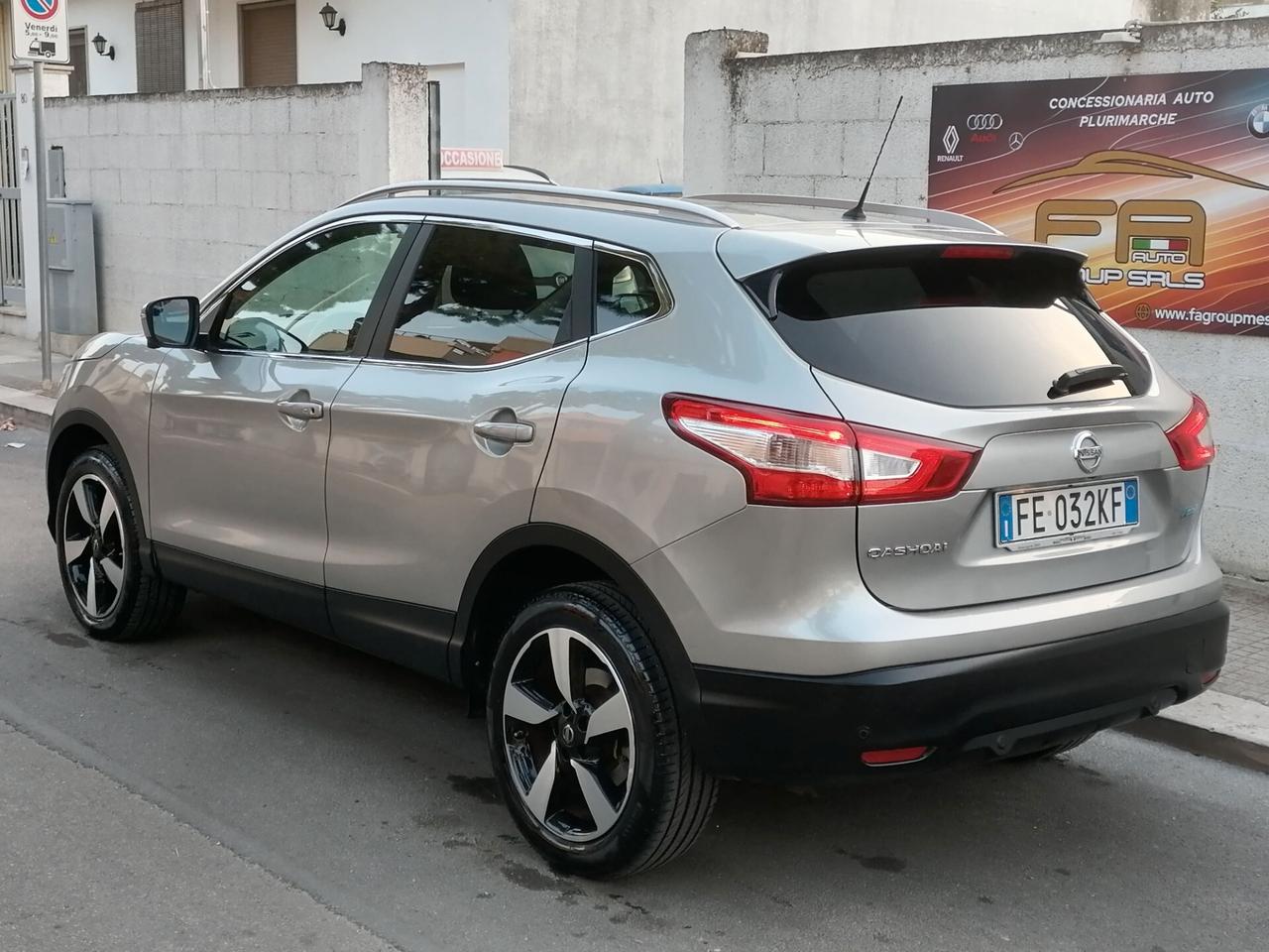 Nissan Qashqai 1.5 dCi NAVI CAMERE360 TETTO - 2016