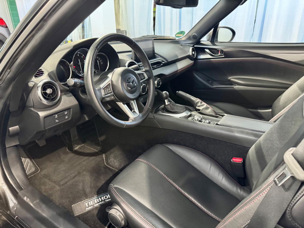 Mazda MX-5 2.0L Skyactiv-G Sport