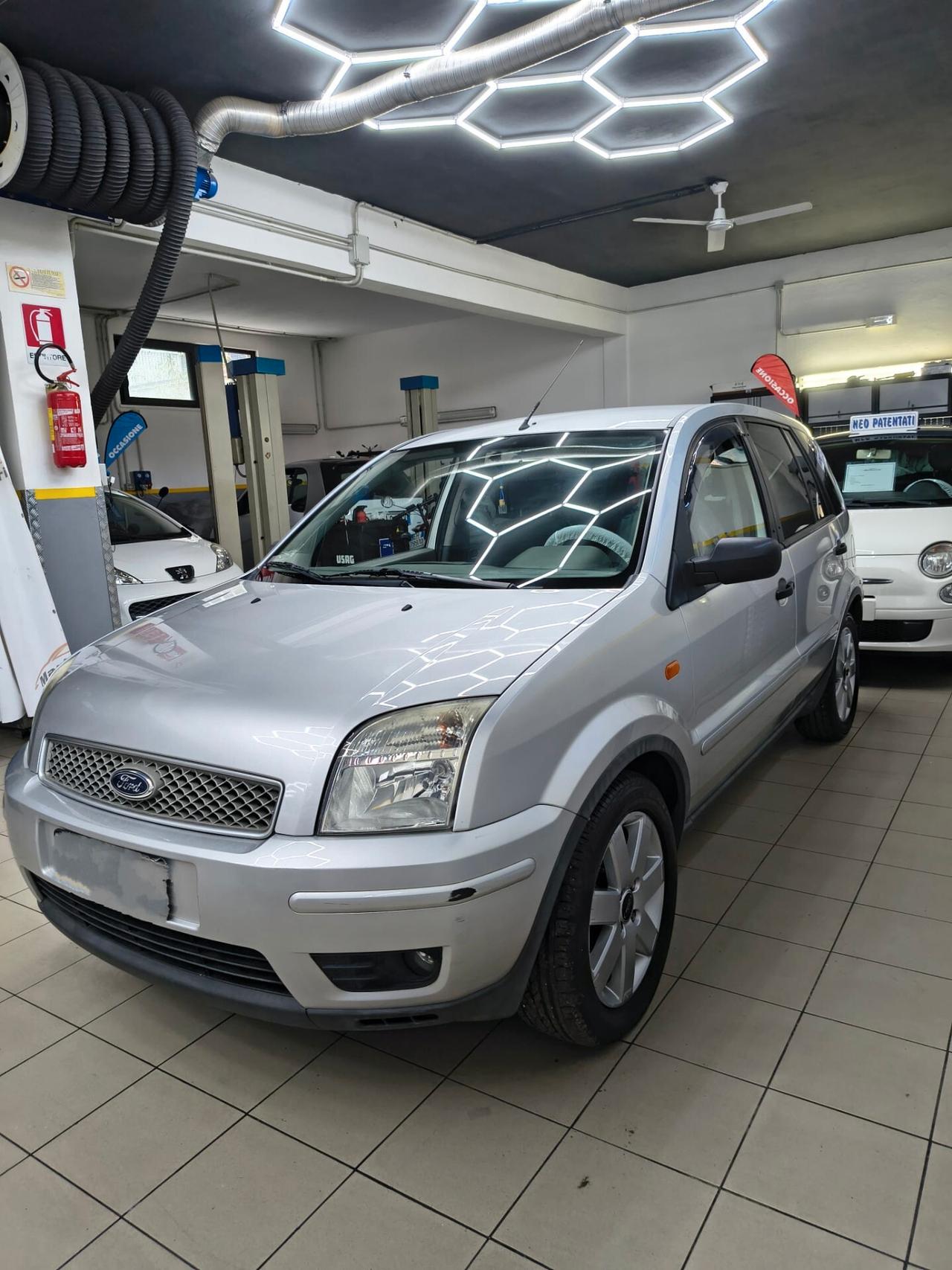 Ford Fusion 1.4 TDCi 5p. Collection