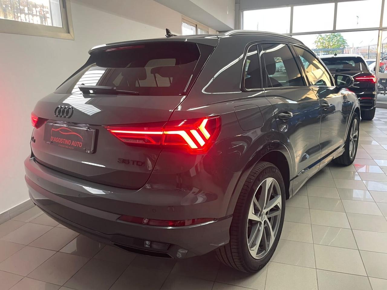 Audi Q3 35 TDI S tronic line edition Identity Black Tetto Apribile