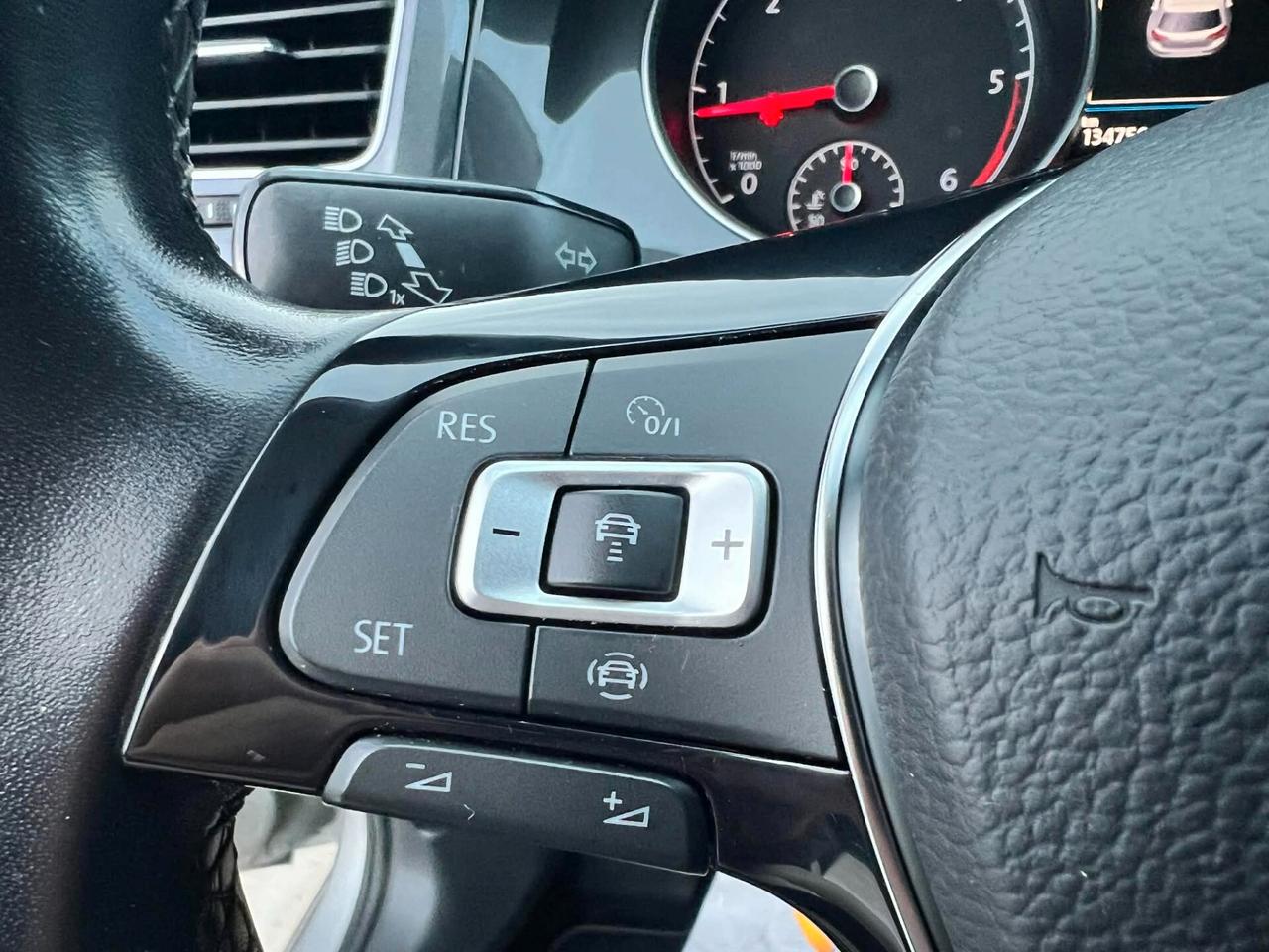 Volkswagen Golf 1.6 TDI 115 CV -CARPLAY-LED