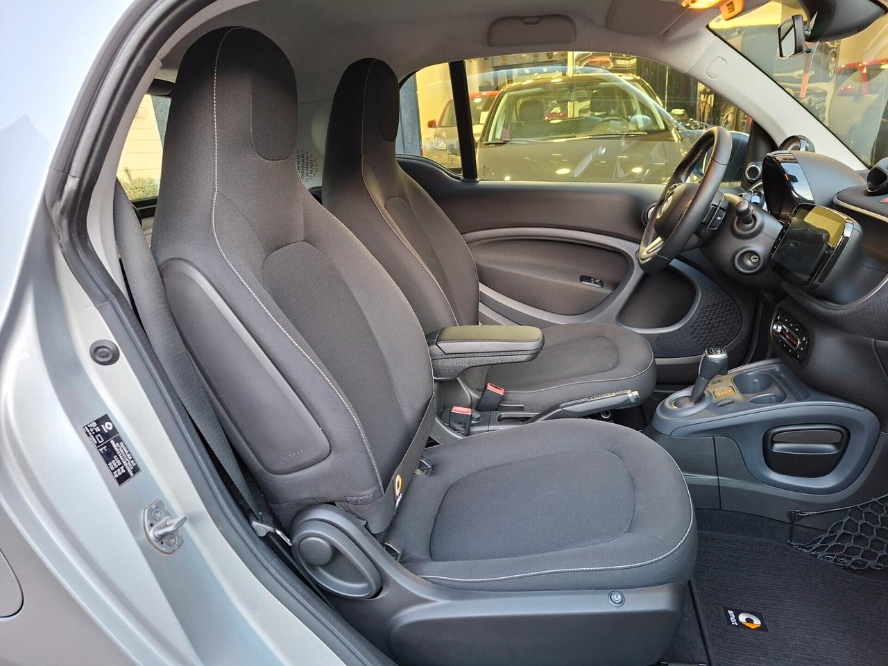 Smart ForTwo 0.9 turbo 90cv Pack Brabus Edition Schermo Pad
