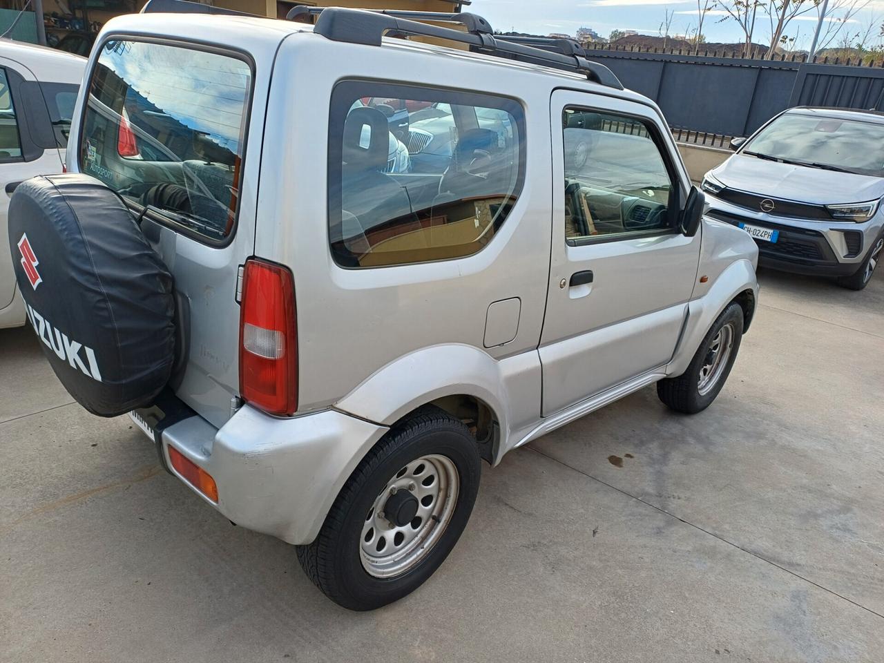 Suzuki Jimny 1.3i 16V cat 4WD JLX