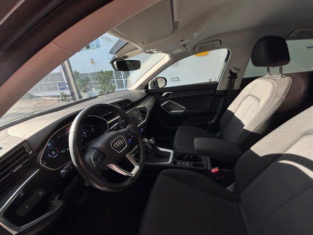 AUDI Q3 35 TDI quattro S tronic S line edition
