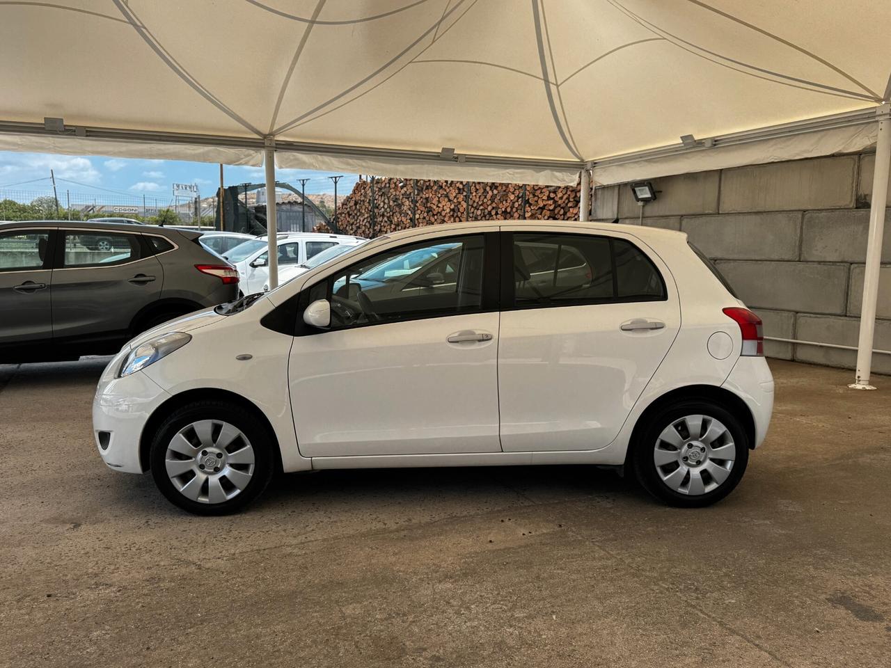 Toyota Yaris 1.0 5 porte Sol 69 Cv