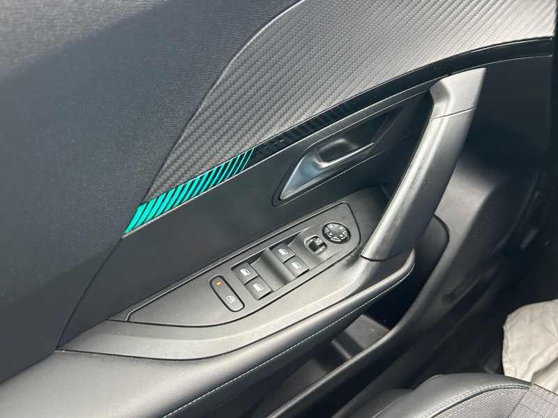 PEUGEOT 2008 1.2 puretech Allure Pack 100cv