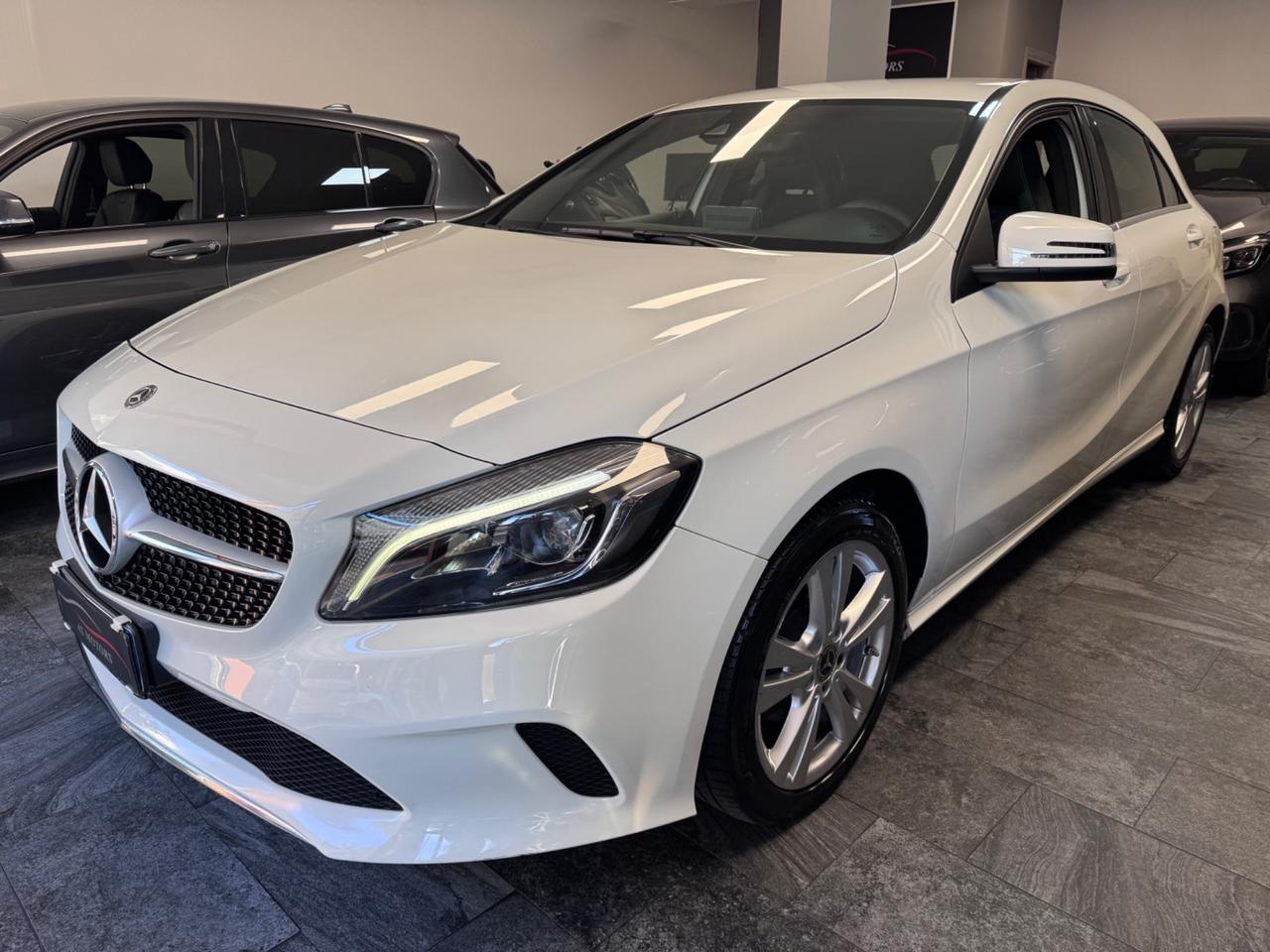 Mercedes-benz A 180 d 110 Cv Sport Finanziabile