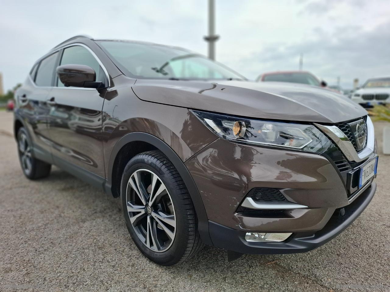 NISSAN Qashqai 1.5 dCi N-Connecta