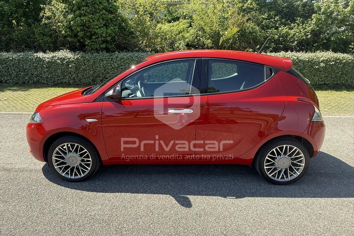 LANCIA Ypsilon 1.2 69 CV 5 porte GPL Silver