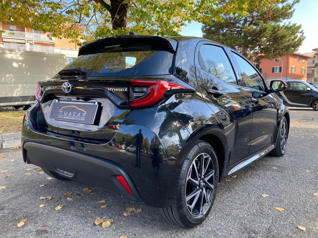 Toyota Yaris 1.5 HEV Active #7354