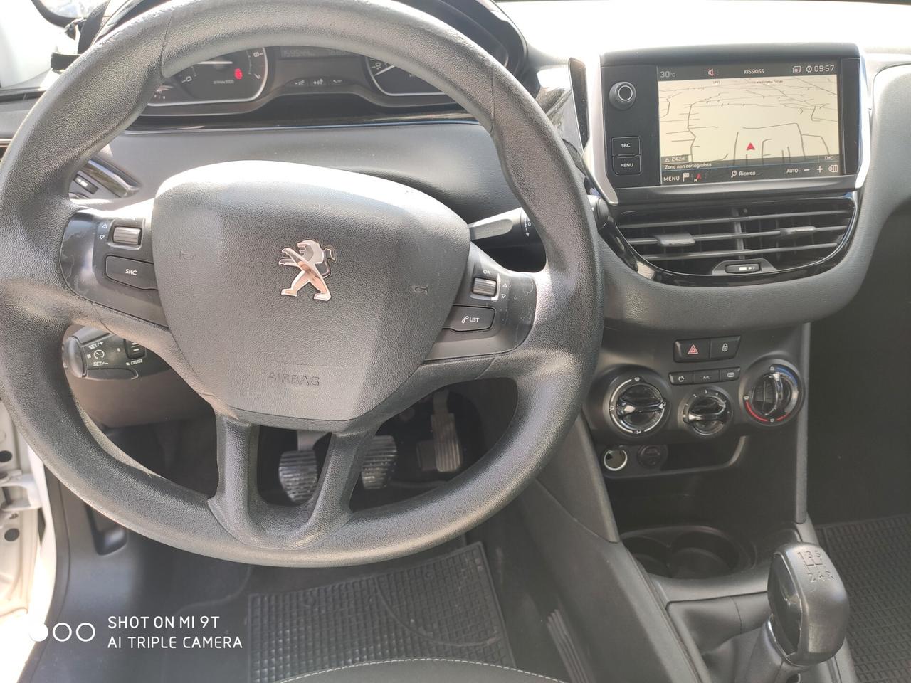 Peugeot 208 PureTech 82 5p. GPL Active