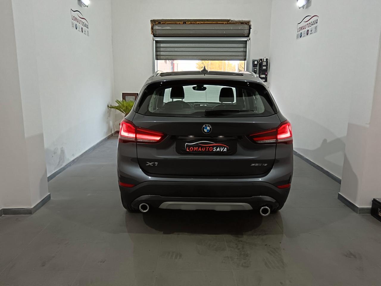 BMW X1 SDRIVE18D XLINE