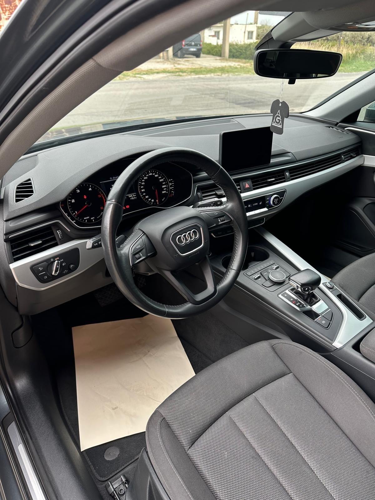 Audi A4 Avant 2.0 TDI 150 CV ultra S tronic Business Sport