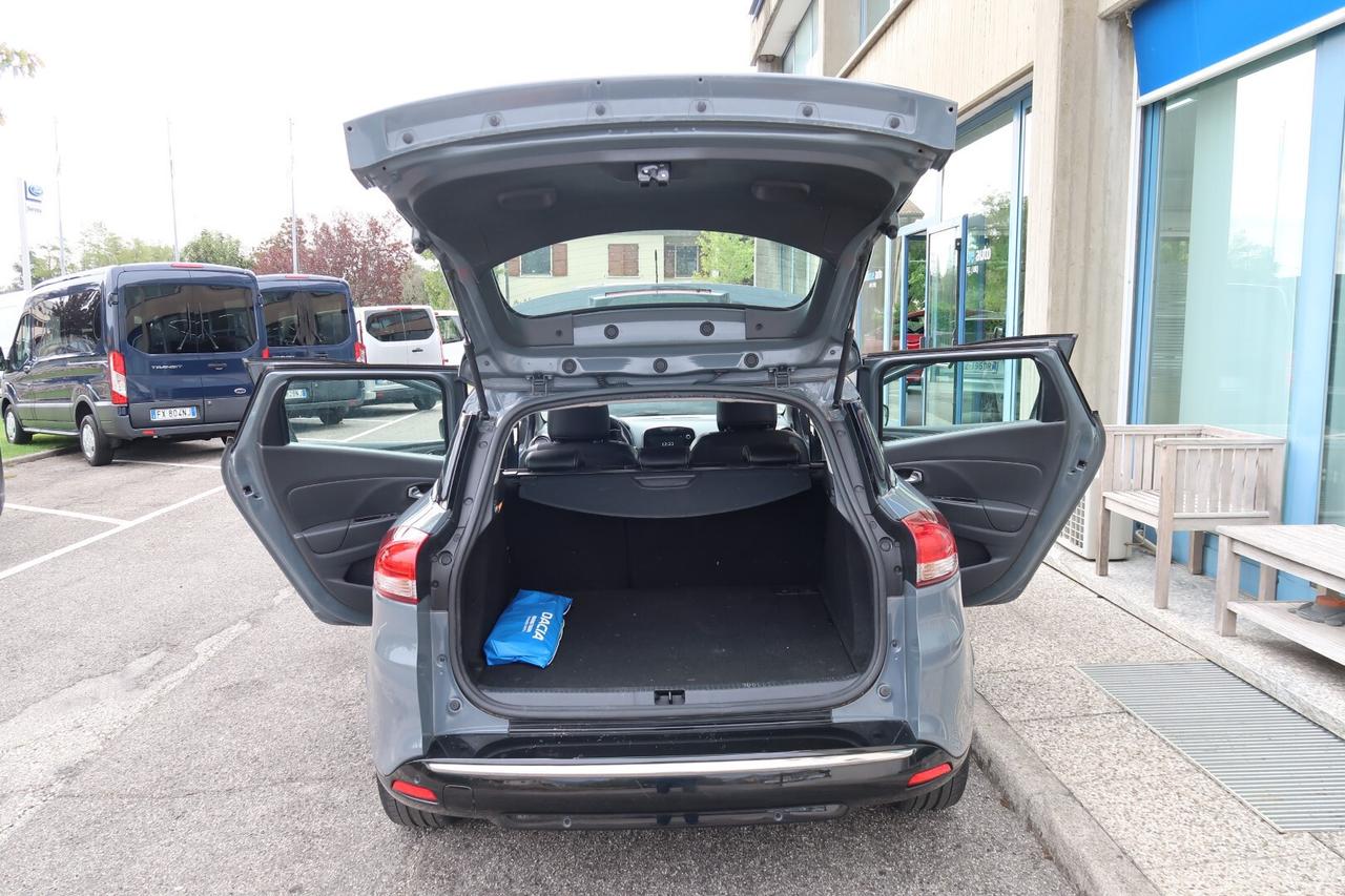Renault Clio Sporter dCi 8V 90 CV Moschino Intens N1