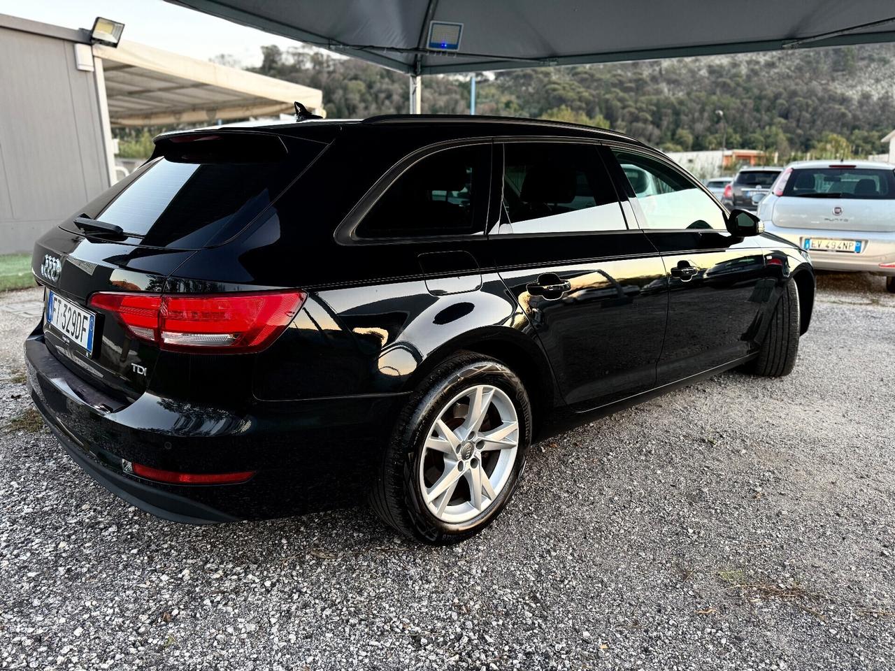 Audi A4 2.0 TDI 150 CV S tronic*CRONOLOGIA TAGLIANDI AUDI