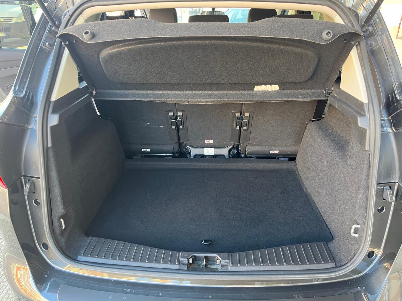 Ford C-Max 1.5 TDCi 120CV Titanium