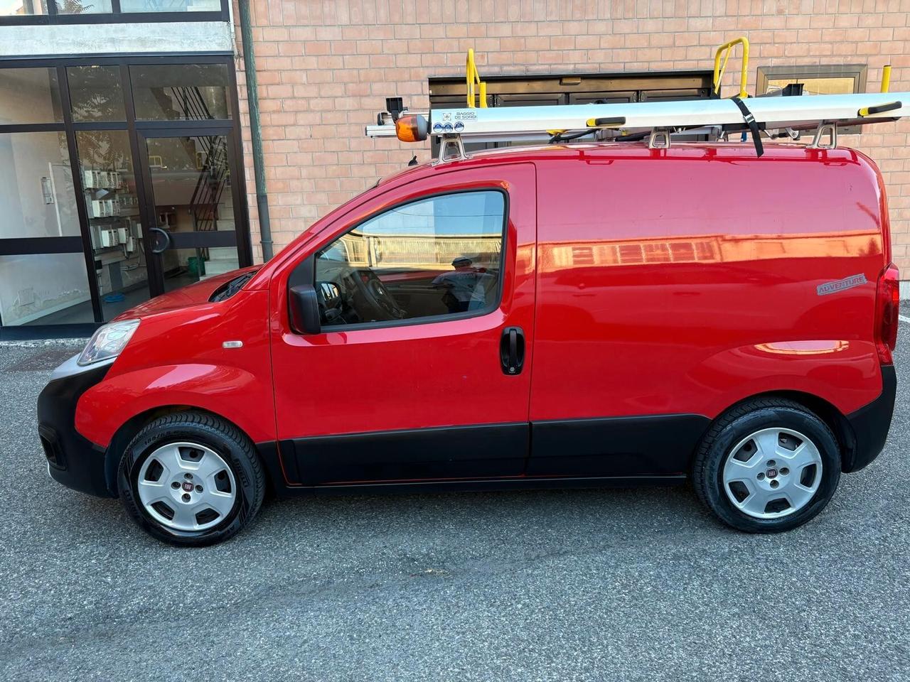 Fiat Fiorino 1.3 MJT 95CV Combinato Adventure