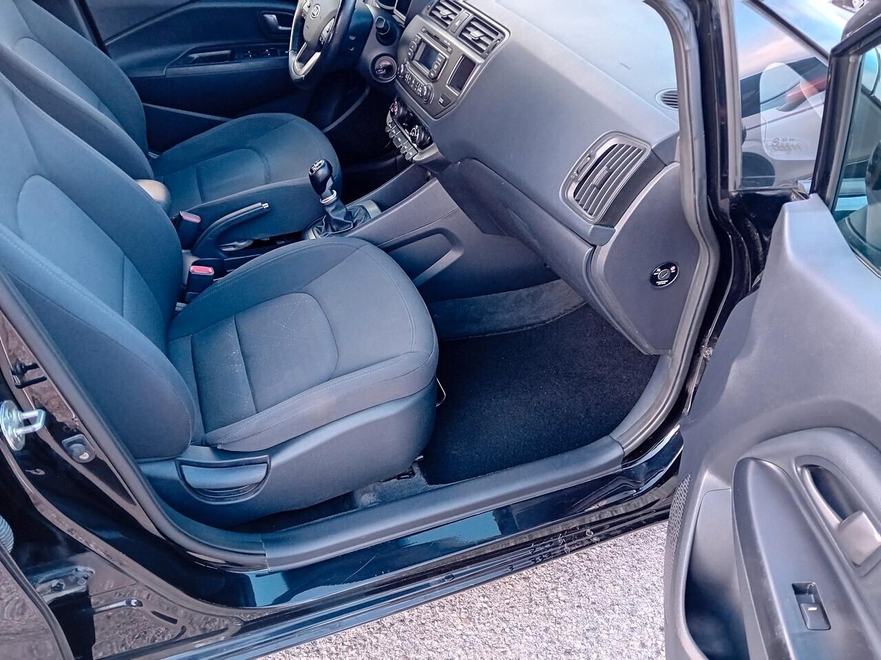 Kia Rio 1.4 CRDi WGT 5p. EX PLUS