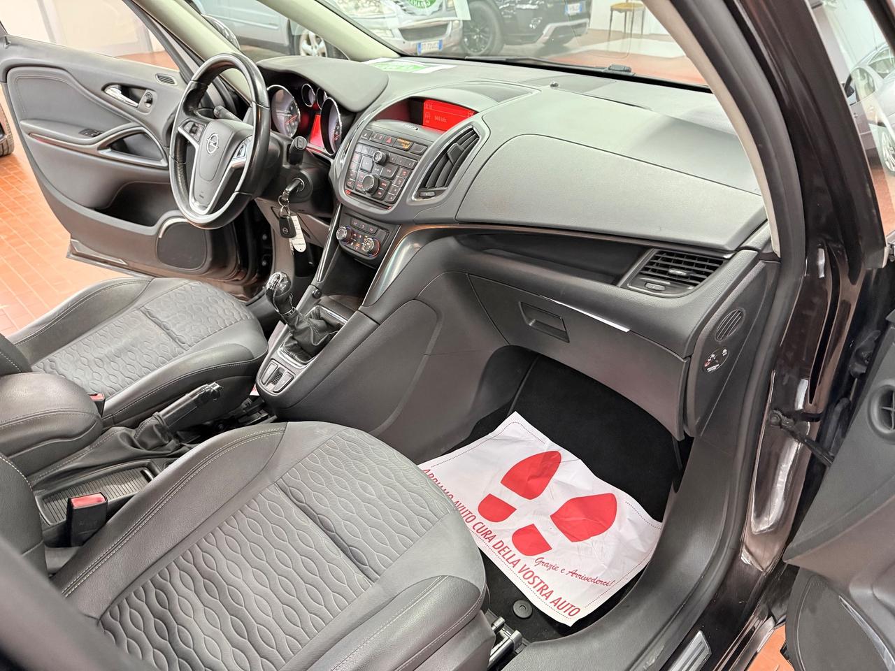 Opel Zafira 1.6 ecoM Turbo One 7 posti