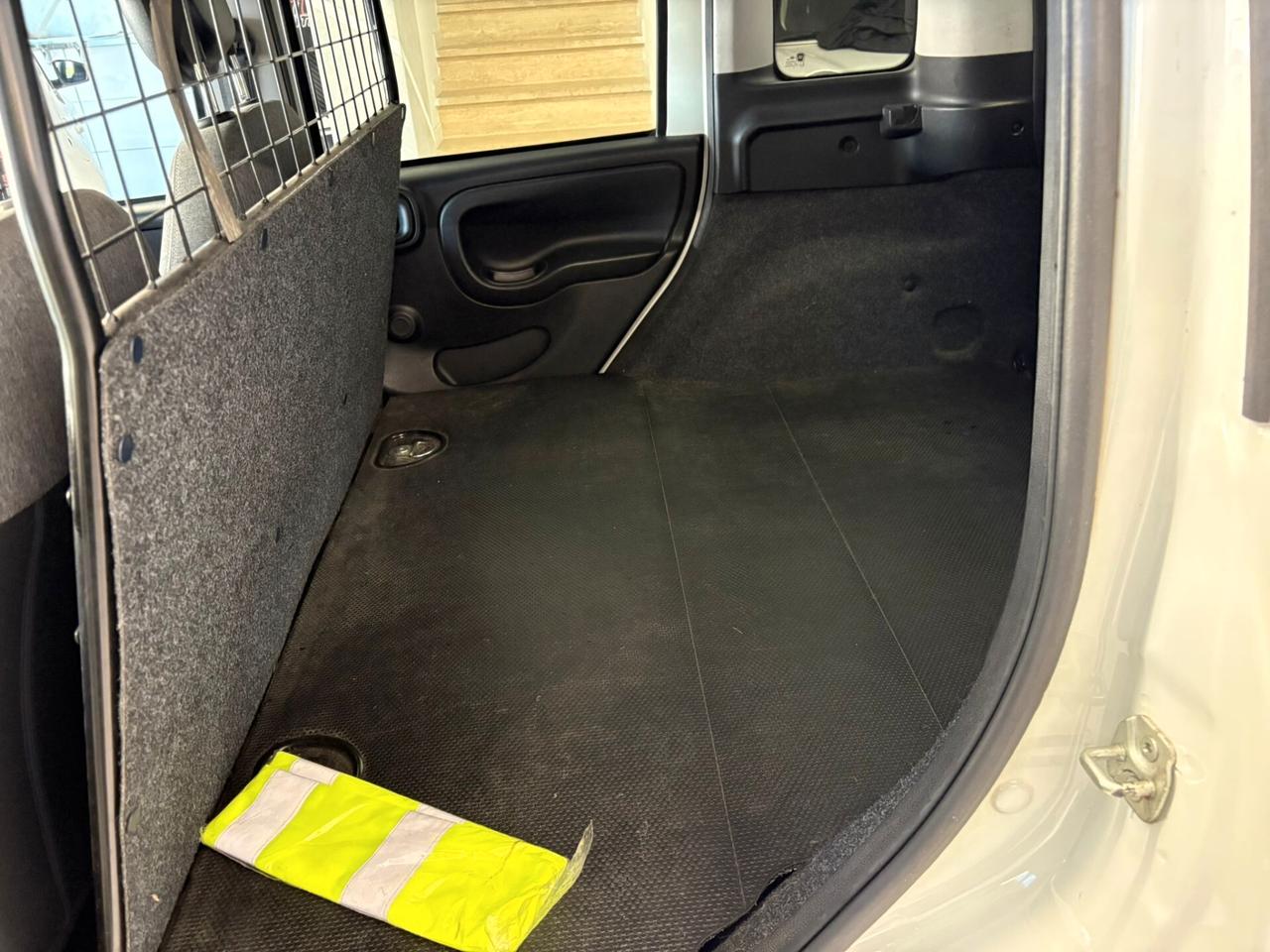 Fiat Panda 1.0 GSE S&S Hybrid Pop Van 2 posti