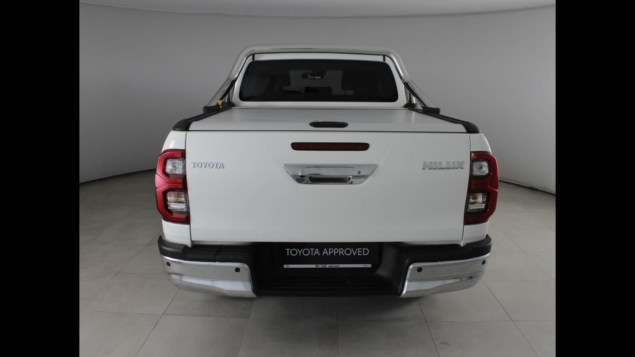 TOYOTA Hilux IV 2019 - Hilux 2.4 d-4d C&C 4x2 Hilux my19