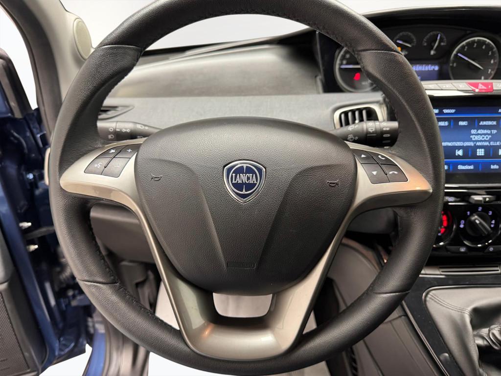 LANCIA Ypsilon III 2021 - Ypsilon 1.0 firefly hybrid Gold s&s 70cv