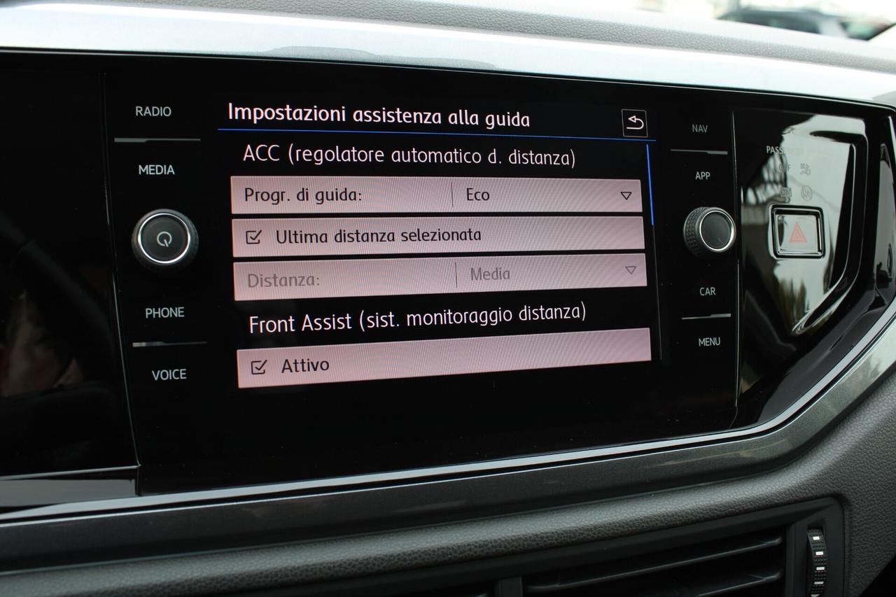 Volkswagen Polo 5p 1.6 tdi Highline 95cv dsg R-CAMERA VIRTUAL NAV