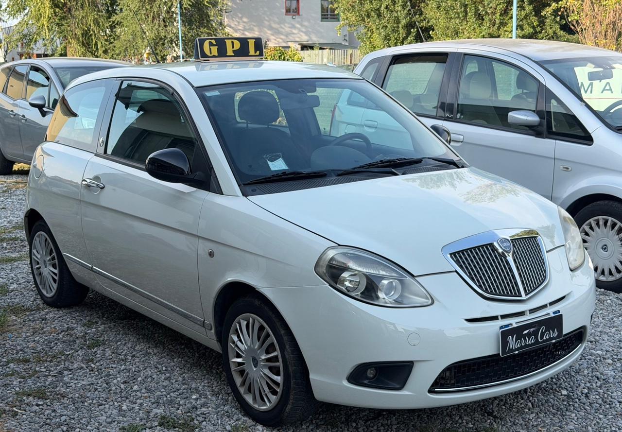 Lancia Ypsilon 1.4 GPL 2031- Neopatentati-Garanzia