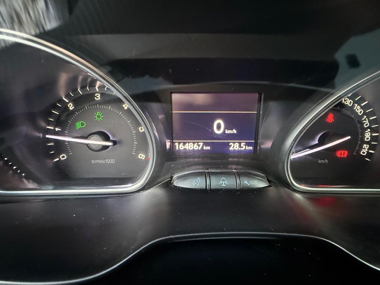 Peugeot 2008 1.6 e-HDi 115 CV Stop&Start Allure