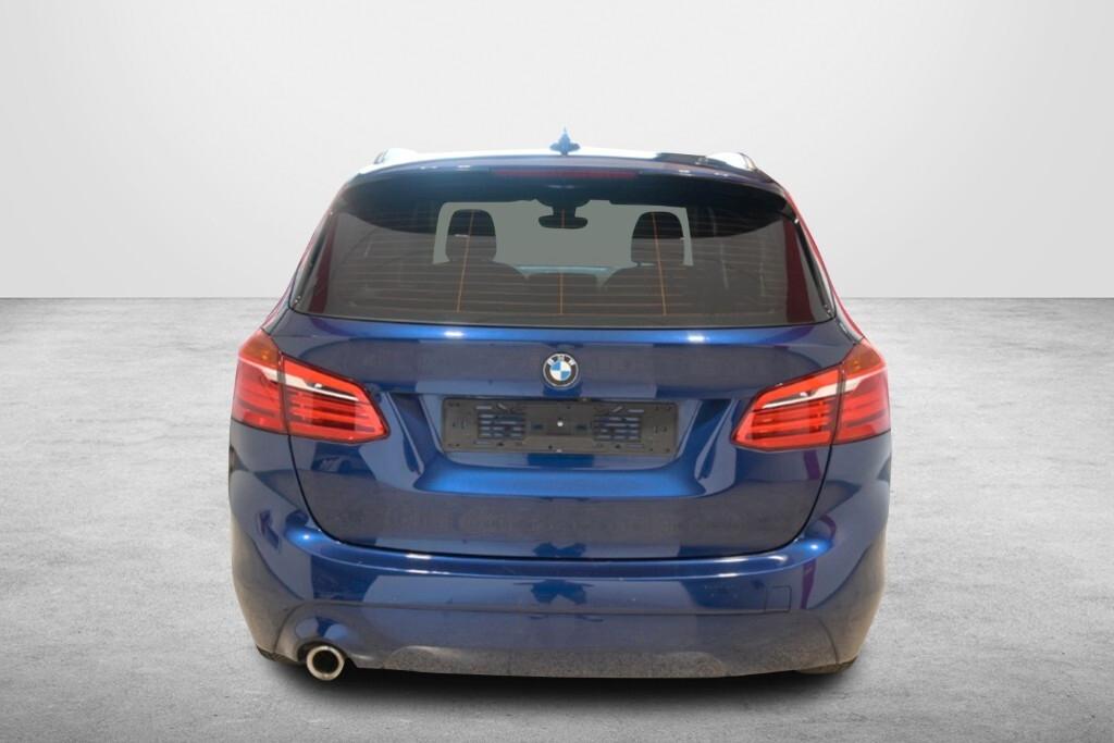BMW 216D ACTIVE TOURER 116CV STEPTRONIC BUSINESS ADVANTAGE ( FARI LED - PELLE - CRUISE - NAVI - PARK ASSISTANT - TELECAMERA POST. )