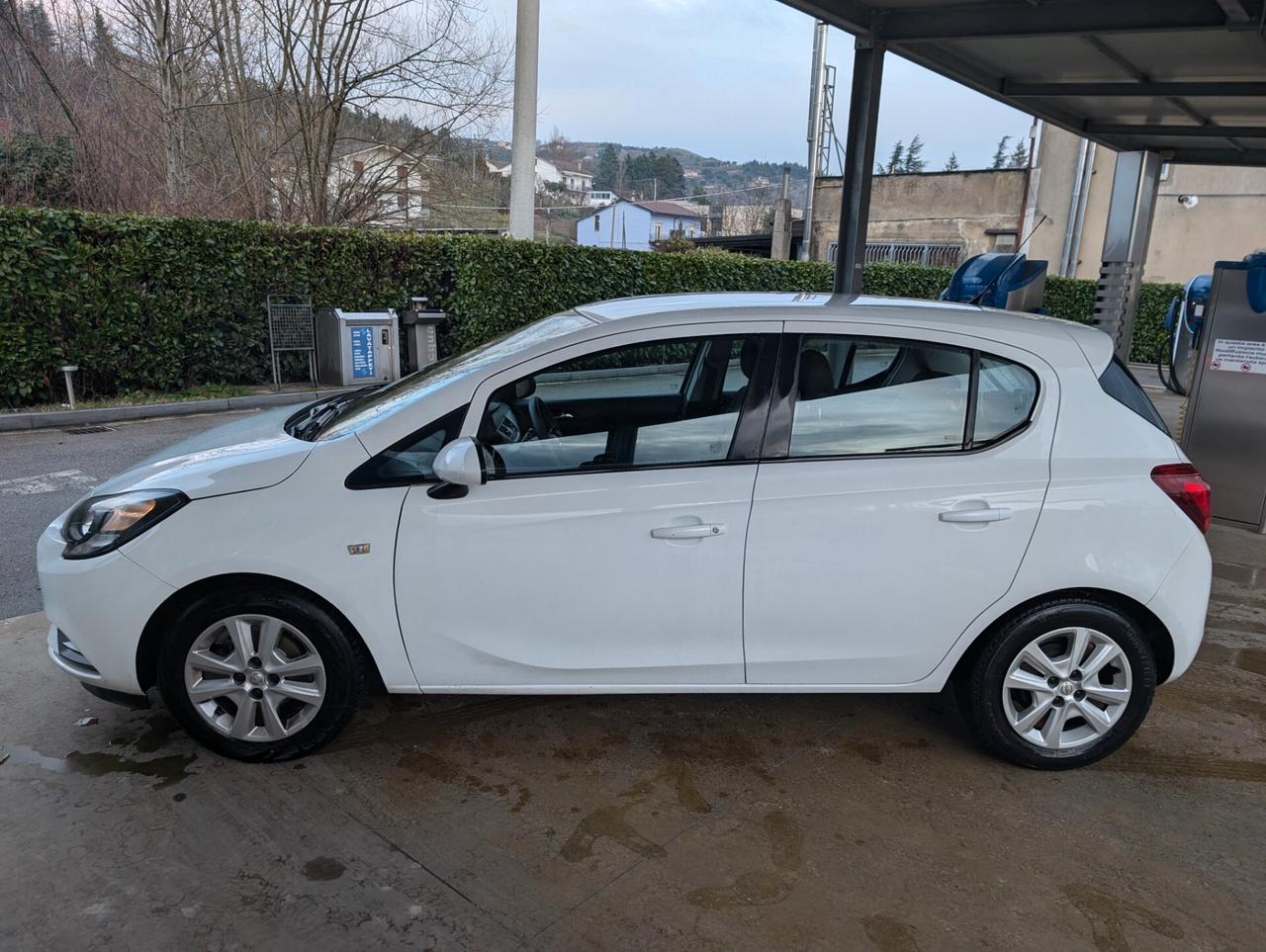 Opel Corsa 1.2 5 porte