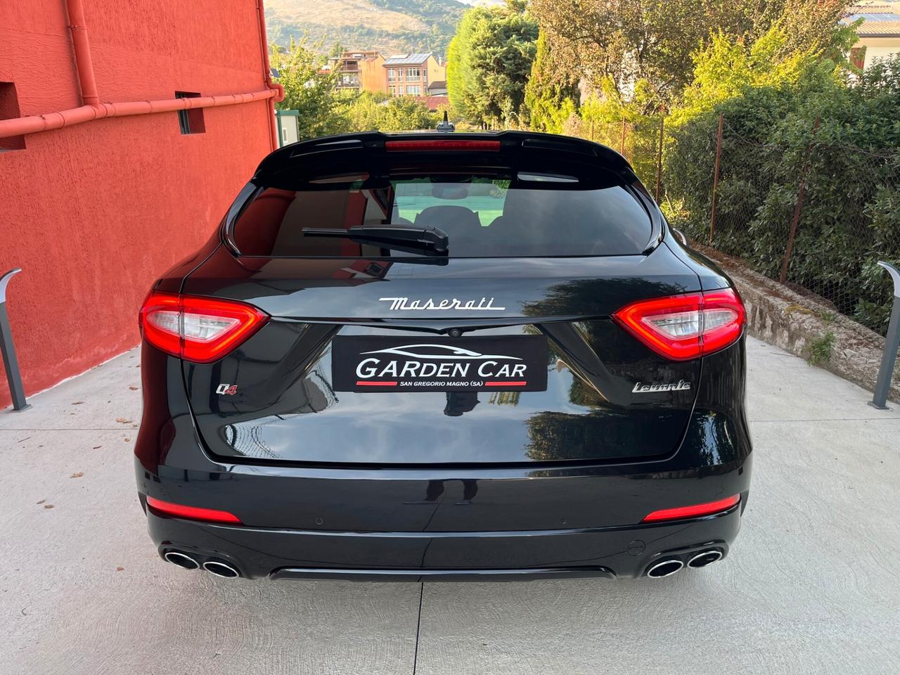 Maserati Levante 3.0 V6 AWD 250cv Diesel GRAN SPORT