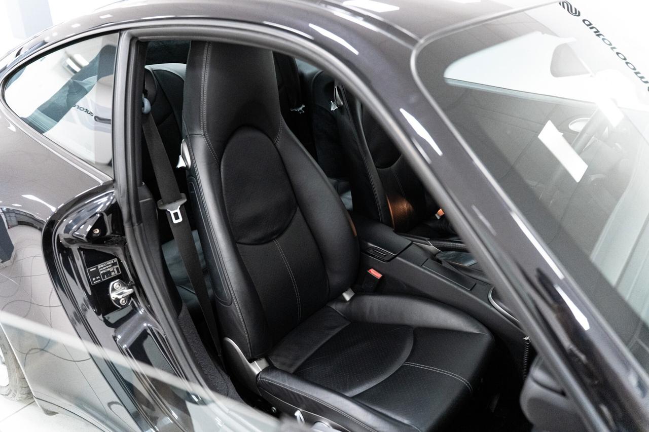 Porsche 911 Carrera 4S Coupé