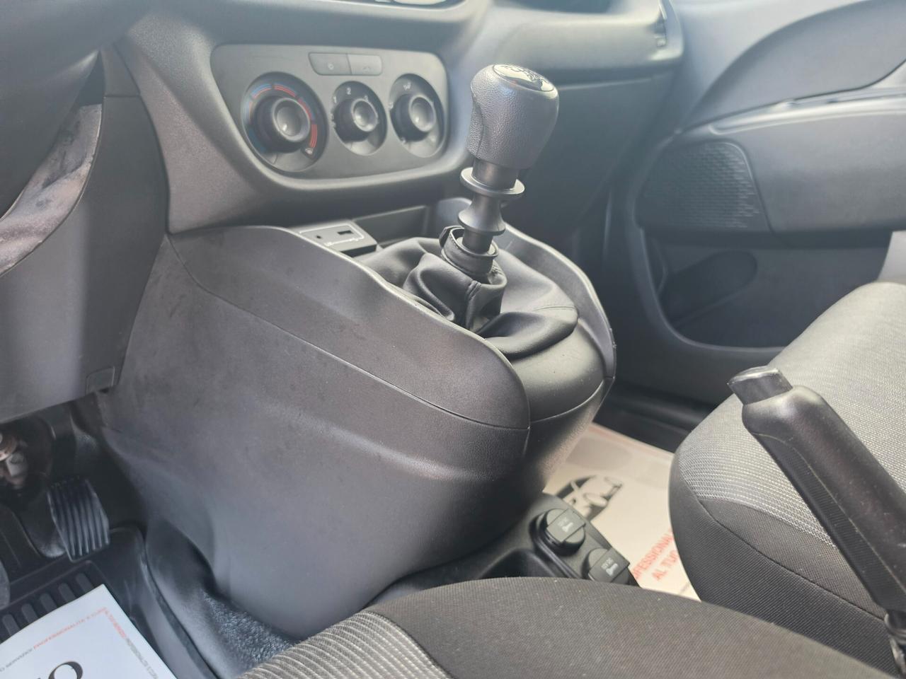 Fiat Doblò 1.6 MTJ 105CV 3POSTI