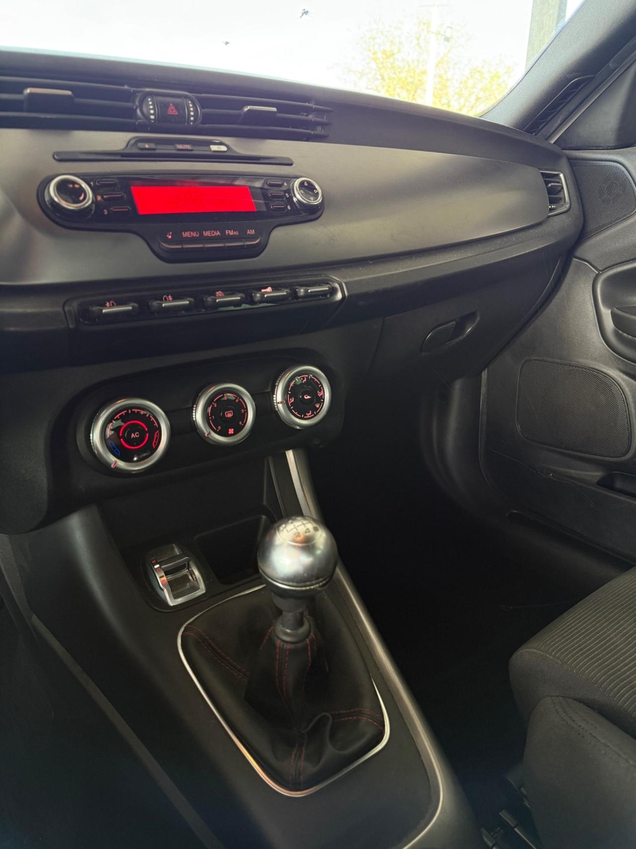 Alfa Romeo Giulietta 1.4 Turbo 120 CV Distinctive