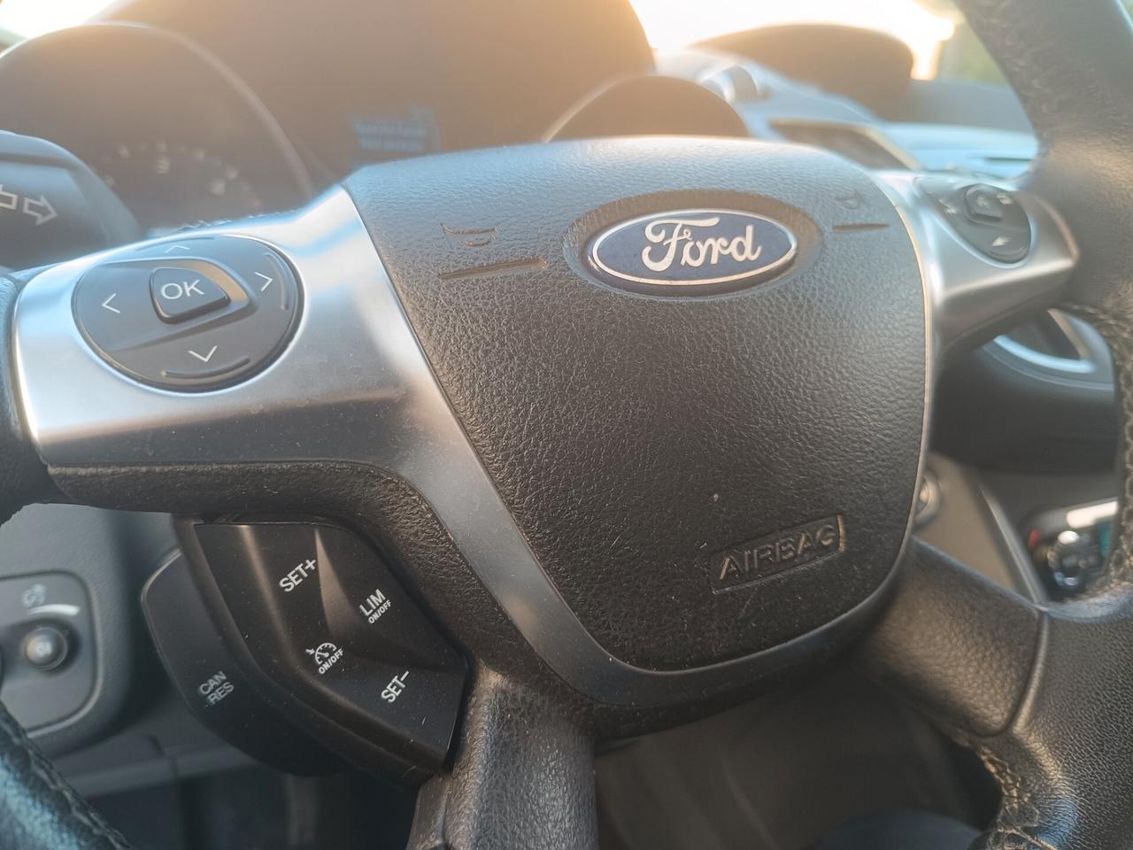 Ford C-Max 7 posti 1.6 TDCi Titanium