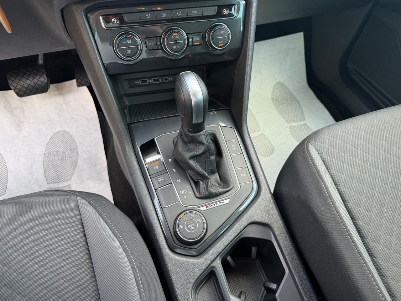 Volkswagen Tiguan 2.0 TDI SCR DSG 4MOTION Advanced BMT