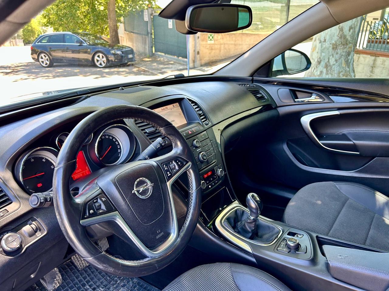 OPEL INSIGNIA APPENA TAGLIANDATA - OK NEOPATENTATI !