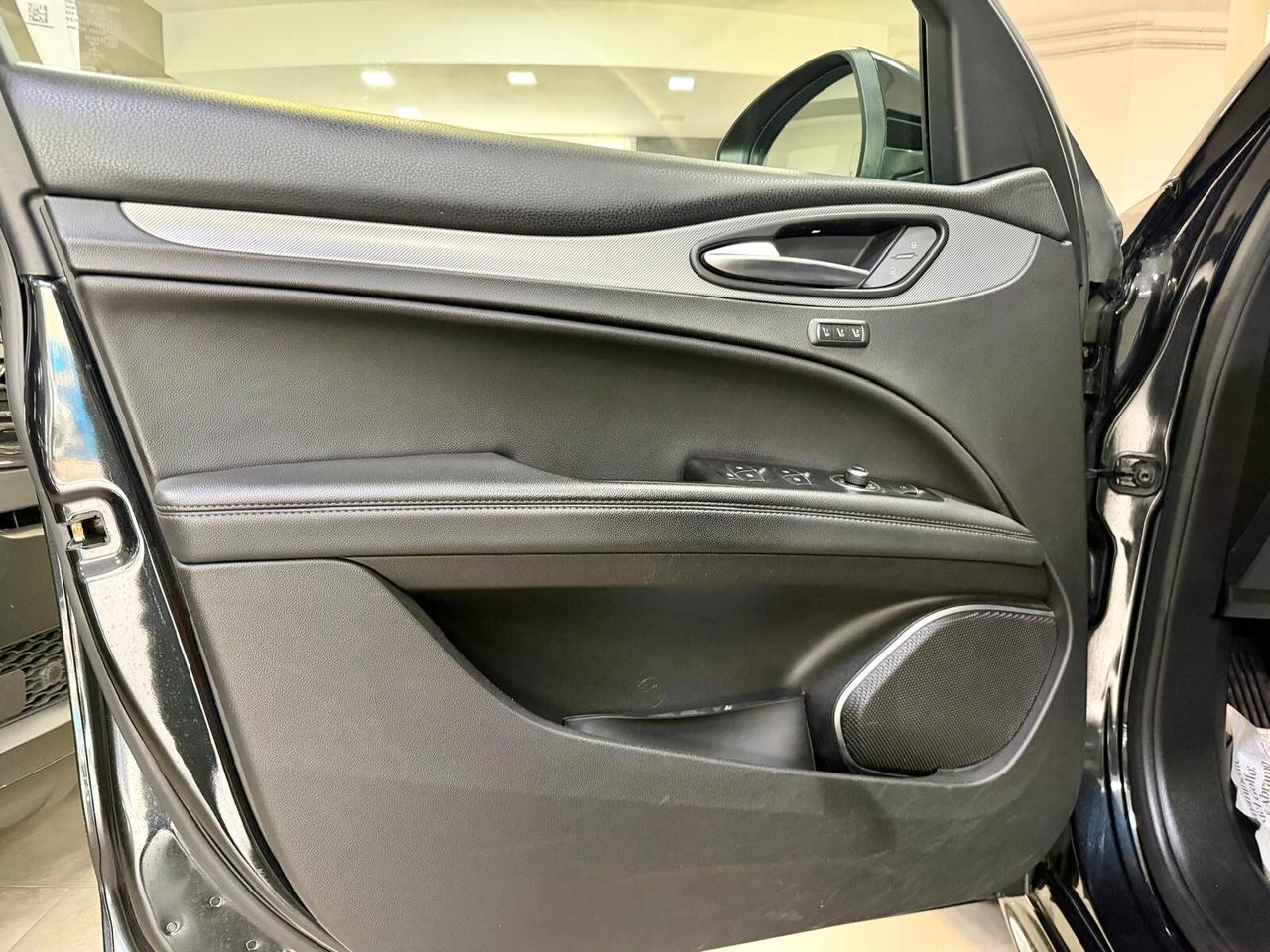 Alfa Stelvio 2.2 TD 210CV AT8 Q4 Veloce 11/2022