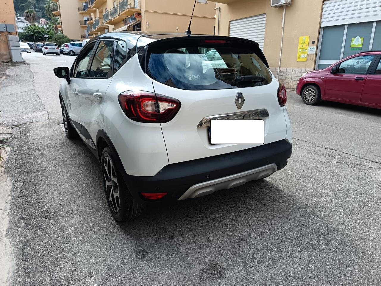 Renault Captur 1.0 Benz. 90 CV Techno Full Opt. km 34.000