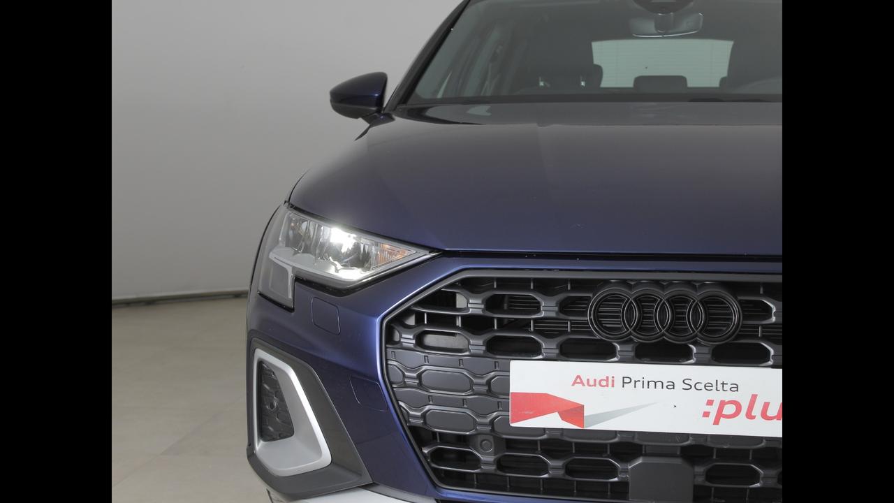 AUDI A3 IV 2024 allstreet - A3 allstreet 35 2.0 tdi Business s-tr