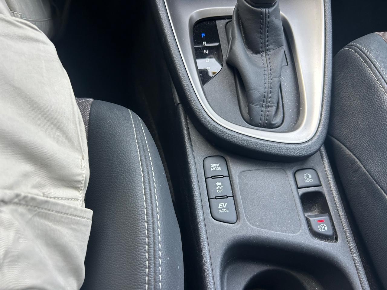 Toyota Yaris Cross 1.5 Hybrid 5p. E-CVT Lounge Gancio traino