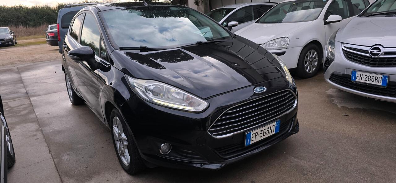 Ford Fiesta 1.5 TDCi 75CV 5 porte Titanium