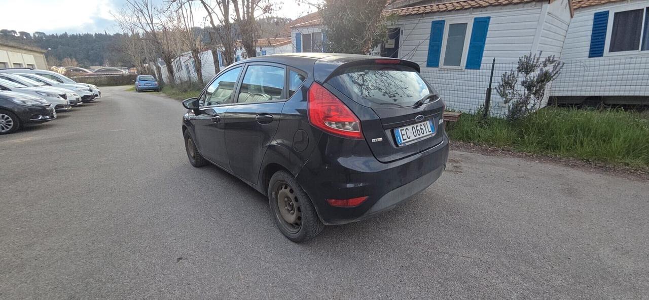Ford Fiesta 1.4 TDCi 5p. Titanium