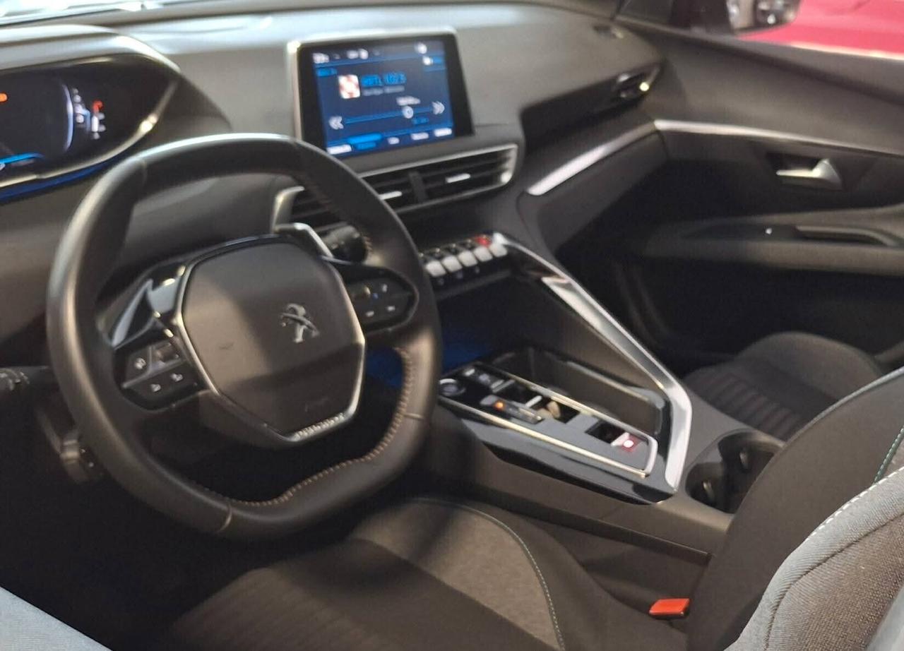 Peugeot 3008 1.5diesel 130cv automatica full optional